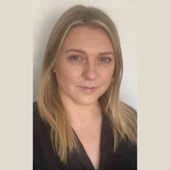 Deborah Lennon mortgage broker - profile picture